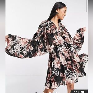 Satin Stripe Blouson Mini Dress with Ring Detail in Floral Print